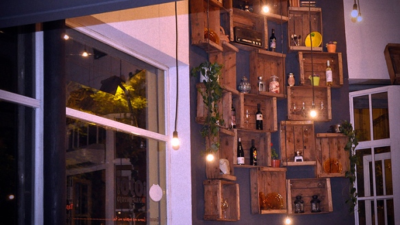 decoracion de cafeterías y restaurantes vintage-bar antojo-sevilla-decoracion sevilla